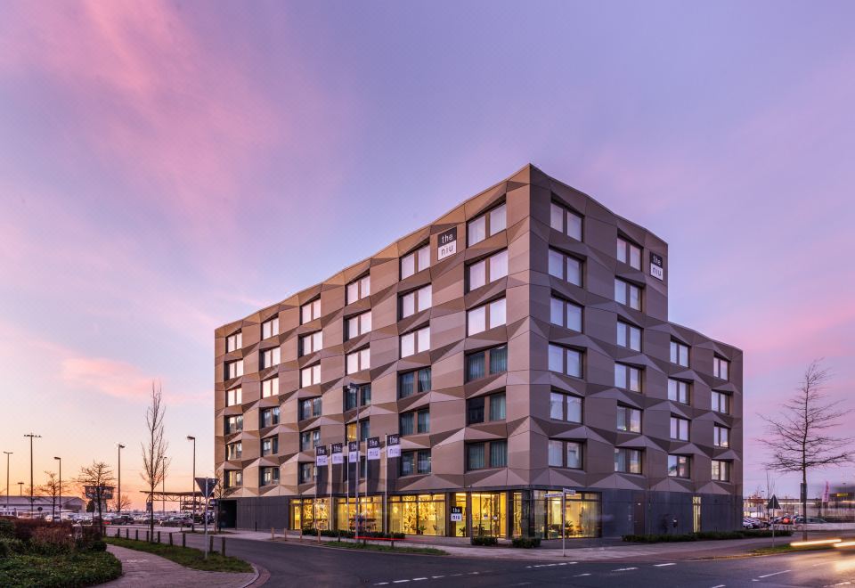 Holiday Inn - the niu, Crusoe Bremen Airport by IHG