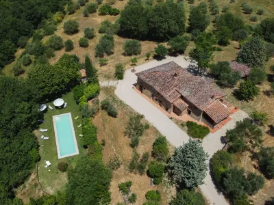 Pietreto Hotels near Centro Storico di Paciano