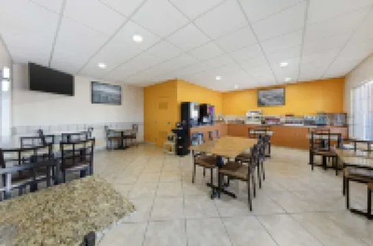 Best Western Plus Country Park Hotel