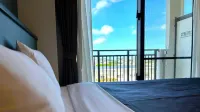 Okinawa Karate Hotel Iolite Tomigusuku - ที่มีที่จอดรถ