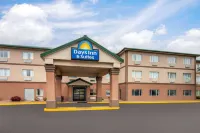 Days Inn & Suites by Wyndham of Morris - Wifi