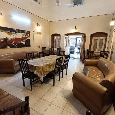 Goroomgo Tourist Guest House Amritsar Отели рядом с достопримечательностью «Ворота Ганди»