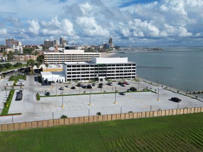 Holiday Inn Express CORPUS CHRISTI - BEACHFRONT by IHG