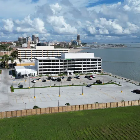 Holiday Inn Express CORPUS CHRISTI - BEACHFRONT by IHG