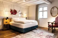 Das Goldschläger Boutique Hotel Hotels near Marienquelle am Heidenberg