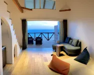 Ｌｏｖｅ＆ＰｅａｃｅＲｅｓｏｒｔ