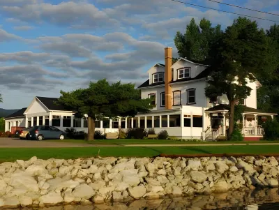 Domaine Belle Plage Hotel a Les Eboulements