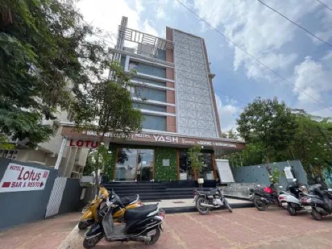 Hotel Yash Executive فنادق في 