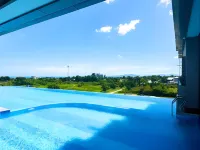 Harper Kupang by Aston - ที่มีสระว่ายน้ำ