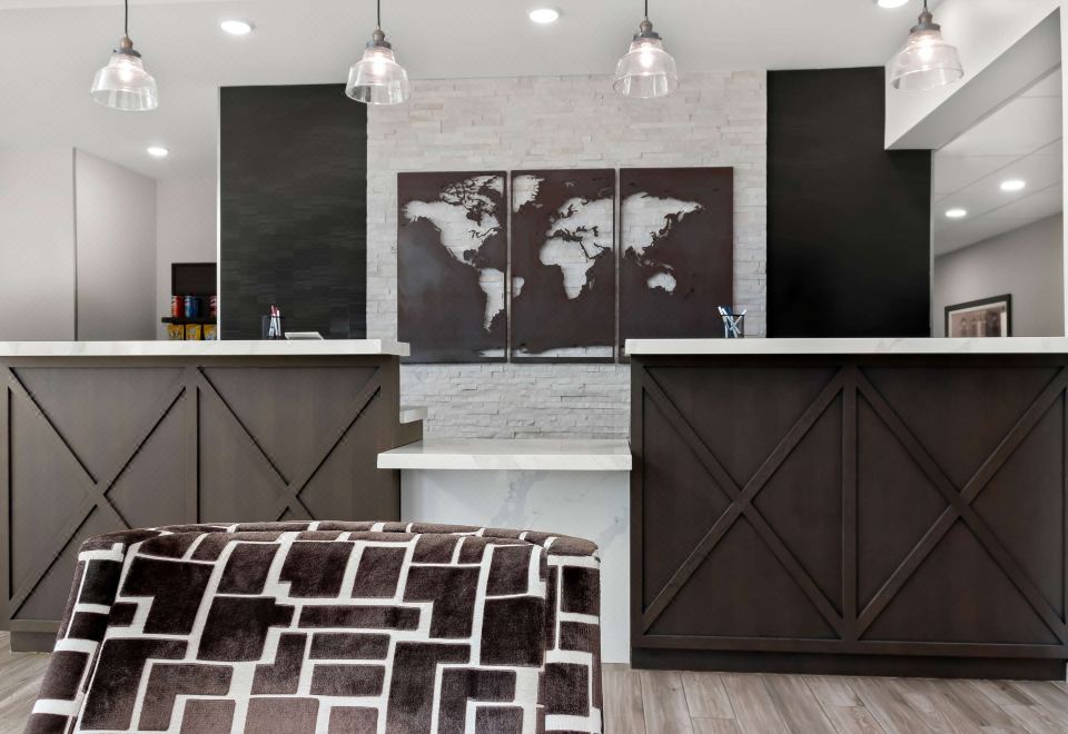 베스트 웨스턴 플러스 모던