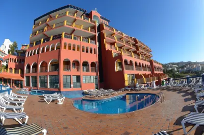 Hotel Royal Orchid Hotels near Miradouro do Cristo Rei do Garajau