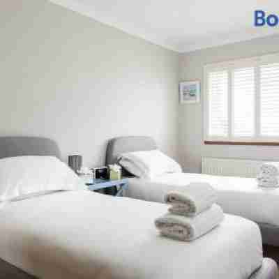 Sandy Shores - Moments from Blue Flag Sandbanks Beach Rooms