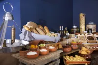 Elite City Resort - breakfast
