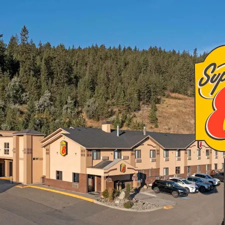 Super 8 by Wyndham Kamloops on the Hill