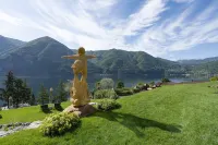 Aria Retreat & Spa