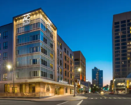 AC バイ マリオット ホテル ウスター ウースターのホテル