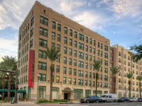 Courtyard St. Petersburg Downtown Hotels near 400 Beach