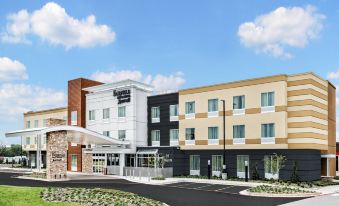 Fairfield Inn & Suites Van Canton Area