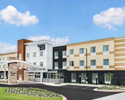 Fairfield Inn & Suites Van Canton Area Hotels in Van Zandt County