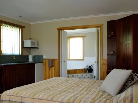 Kentish Hills Retreat