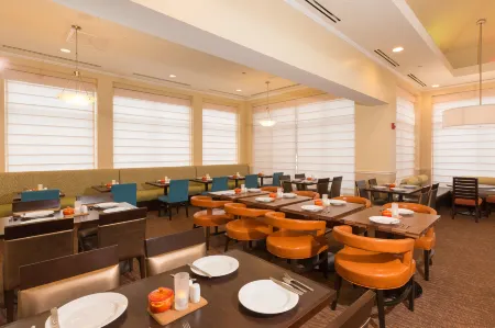 Hilton Garden Inn Jacksonville-Airport