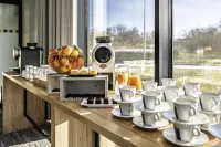 Park Inn by Radisson Vilnius Airport - breakfast