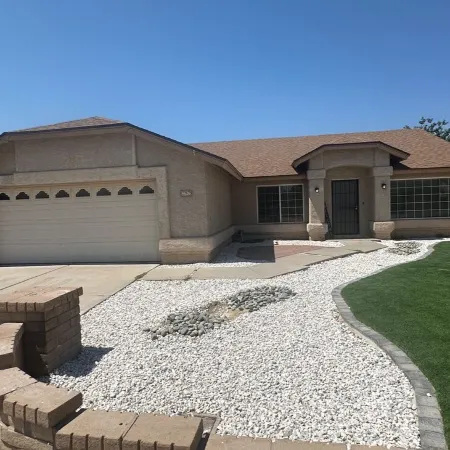 Luxury 4/bed w/Pool & Putt Grn