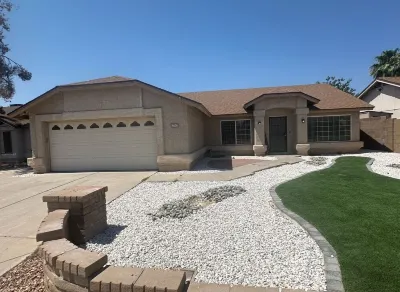 Luxury 4/bed w/Pool & Putt Grn