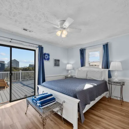 Pets OK Beach Home+Short Walk Beach Access+Views!! Recent Updates & Upgrades