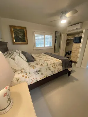 Closest 1/1 to Vanderbilt Beach! FULL KITCHEN + dishwasher, Beautiful Remodel!