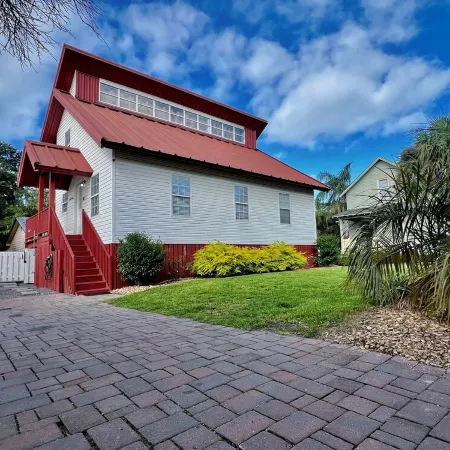 Private Heated Pool - 1 Block from the Beach!