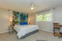 Luxurious Townhome, Peace of Nature, King bed, Extended Stay Hotels in Lexington