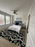 3-bedroom 2.5 bath new the zoo Hotels near Walmart Supercenter