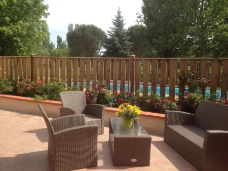 VERY NICE GITE FOR 6 TO 8 PEOPLE WITH PRIVATE SWIMMING POOL 7x3