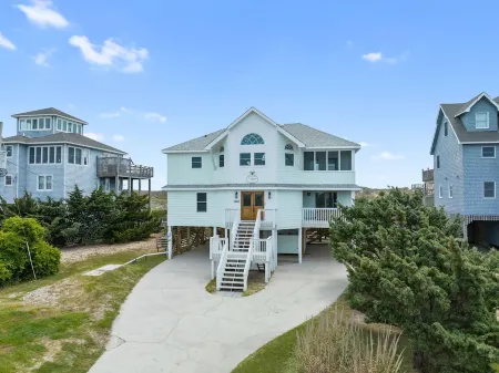 Elegant Updated Oceanfront Home w/ Pool & Hot Tub - Fast Wifi & Dog Friendly!