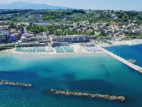 Holiday home in historical center a few minutes from the sea. Hotel a Treglio