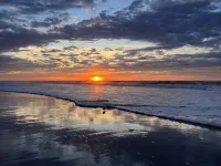 2 Miles from Holden Beach Dog Friendly, Family Friendly Sandy Feet Retreat! - 4-Star