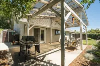 Cheerful & spacious 5bed 3bath Citrus Heights home