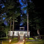The Red Dog Cottage In The Woods w/ Hot Tub