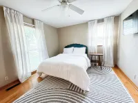 Spacious Home in Quiet Neighborhood - Half Mile from Historic Gallatin Square