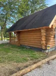 Yellow Banks Log Cabin With Waterfront Views