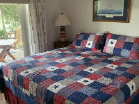 Gorgeous lake beachfront private apartment with canoe, kayaks,  & home  theatre Hotels in Harwich