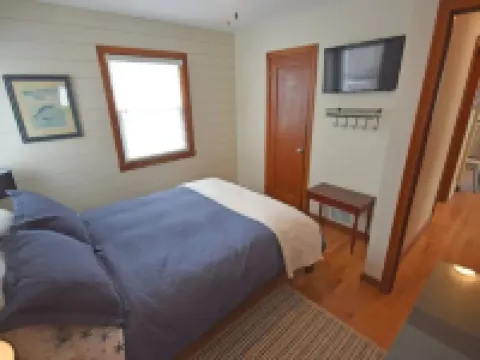 The Bluegill on Little Green Lake! Hotels in Green Lake County