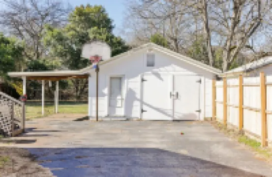 Historic Downtown Oxford 3BR/2BA w/King
