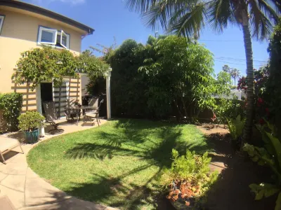 2-blocks to Moonlight Beach, Private Yard, AC,  bikes, Over 200 5-star reveiws Các khách sạn gần San Diego Botanic Garden