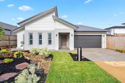 Luxury Large Home - LATE CHECK OUT Feb-Nov 2025 Hotels near BIG4 Ingenia Holidays Queenscliff Beacon