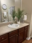 Luxurious Fully furnished  2bedroom 2 bathrooms 3rd floor apartment!