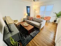 Cozy 2 bedrooms in the heart of historic Linden Hills Neighborhood Park Nicollet Eye Care and Optical Store St. Louis Park 주변 호텔