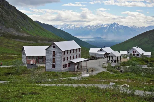Brand-new Alaskan custom home awaits you in the heart of Hatcher Pass!