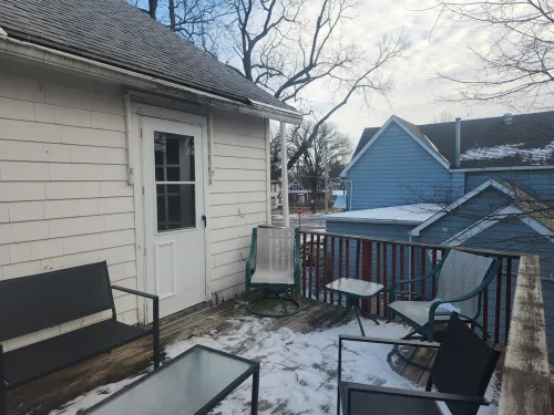 Spacious luminescence apartment with Patio. Pet-Friendly